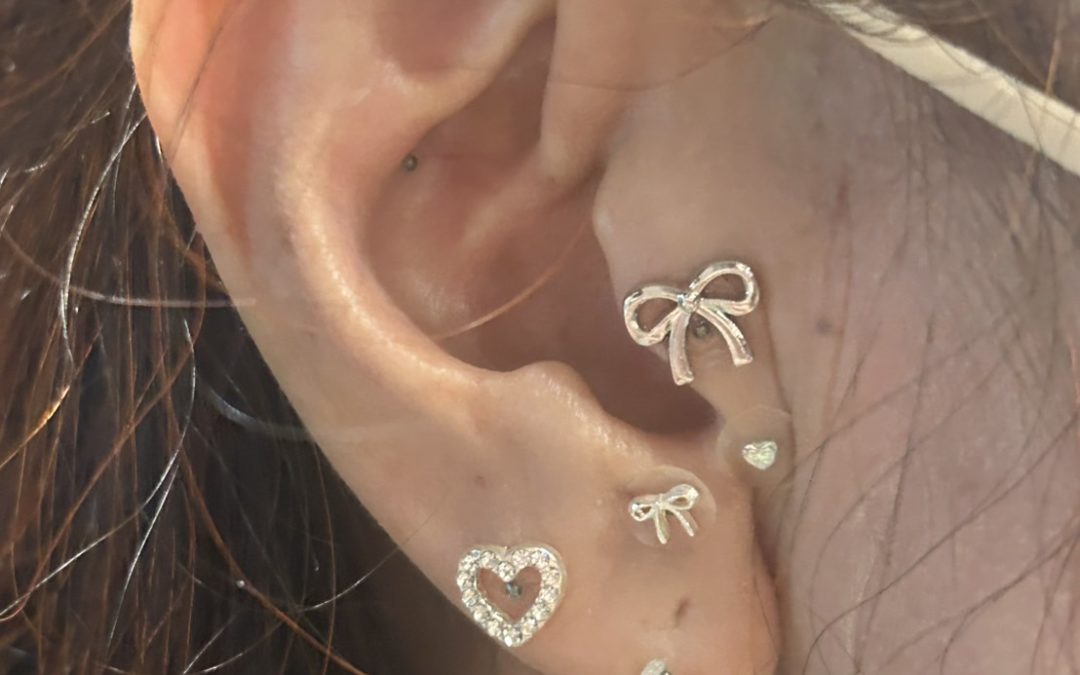 耳から整える美容習慣｜耳つぼジュエリーの効果と癒しの魅力【北新地・Coco&Mei】